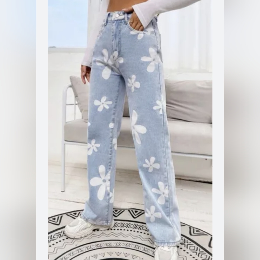 Flower Jeans - Picture 6 of 6